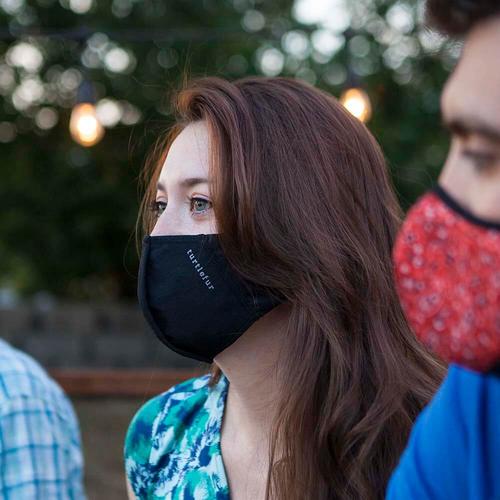 Structured Face Mask / Color-Black