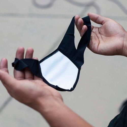 Structured Face Mask / Color-Black